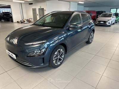 Hyundai Kona EV 39 kWh Exclusive Blu/Azzurro usata Alba