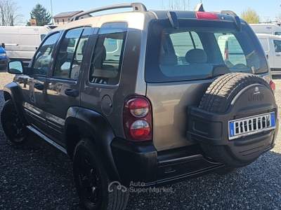 Jeep Cherokee JEEP CHEROKEE 2.800 CRD Bianco usata Santa Giuletta