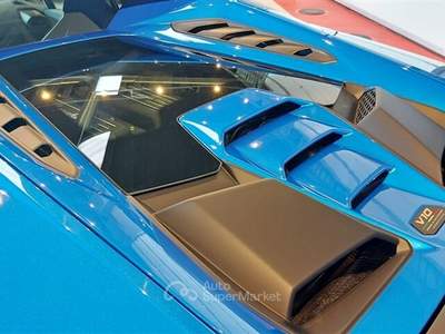 Lamborghini Huracán Coupe 5.2 Tecnica 640 RWD Blu/Azzurro usata San Giuliano Milanese