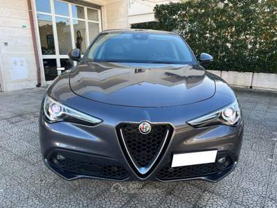 Alfa Romeo Stelvio 2.2 210 CV AT8 Q4 Super Grigio usata Alberobello