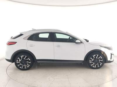 Kia XCeed Xceed 1.6 crdi mhev business 136cv dct Bianco usata Legnago