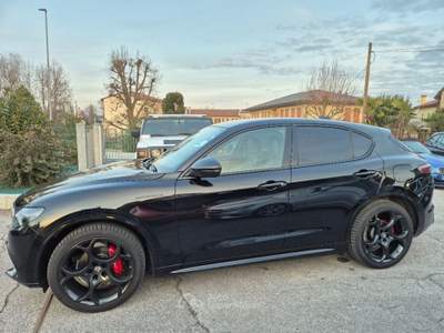 Alfa Romeo Stelvio 2.2 Turbodiesel 210 CV AT8 Q4 COMPETIZIONE Nero usata Stra