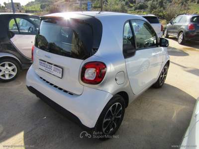 Smart ForTwo fortwo 1000 52 kW coupé pulse Bianco usata Montallegro