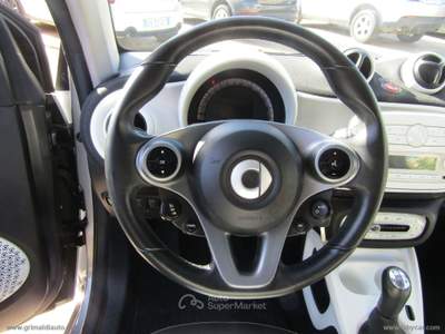 Smart ForTwo fortwo 1000 52 kW coupé pulse Bianco usata Montallegro