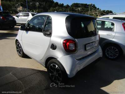 Smart ForTwo fortwo 1000 52 kW coupé pulse Bianco usata Montallegro