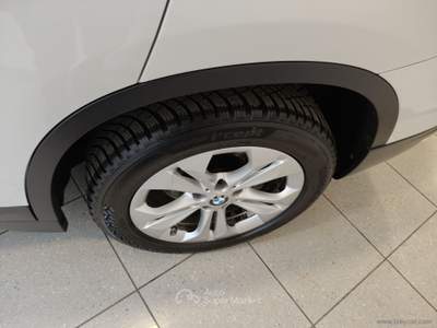BMW X1 X1 sDrive18d Business AUT. Bianco usata SAN MICHELE SALENTINO