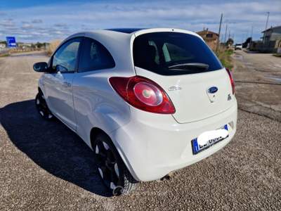 Ford Ka Ka+ 1.2 8V 69 CV Bz.-GPL Bianco usata Gravina in Puglia
