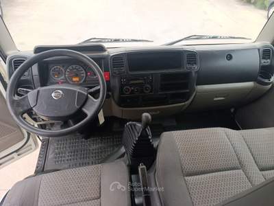 Nissan Cabstar Cabstar 35 HD.13 2.5 TDI DOPPIA CABINA RIBALTABILE Bianco usata PIGNATARO INTERAMNA