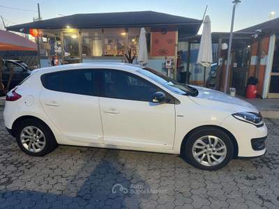 Renault Mégane Megane 1.2 tce ENERGY LIMITED 132CV Bianco usata Milano