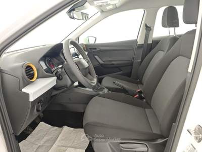 Seat Arona 1.0 TGI Reference Bianco usata Capua