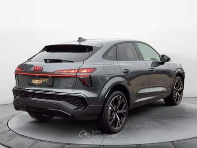 Audi Q3 TFSI 205 CV SPB S LINE BLACK TETTO SONOS 20 MATRIX Grigio usata Ciampino