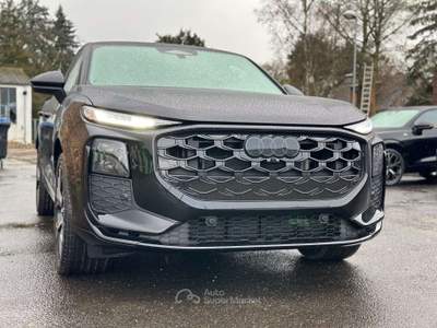 Audi Q3 SPB TDI QUATTRO 193CV S LINE TETTO SONOS 20 MATRIX Nero usata Ciampino