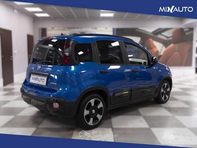Fiat Panda Pandina Cross 1.0 Firefly Hybrid S&amp;S 70CV Blu/Azzurro usata Latina