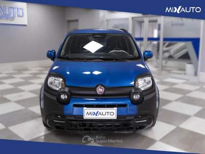 Fiat Panda Pandina Cross 1.0 Firefly Hybrid S&amp;S 70CV Blu/Azzurro usata Latina