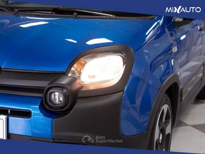 Fiat Panda Pandina Cross 1.0 Firefly Hybrid S&amp;S 70CV Blu/Azzurro usata Latina