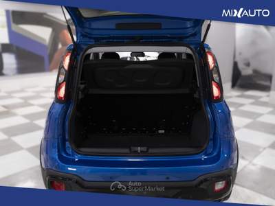 Fiat Panda Pandina Cross 1.0 Firefly Hybrid S&amp;S 70CV Blu/Azzurro usata Latina