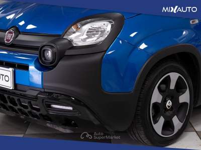 Fiat Panda Pandina Cross 1.0 Firefly Hybrid S&amp;S 70CV Blu/Azzurro usata Latina