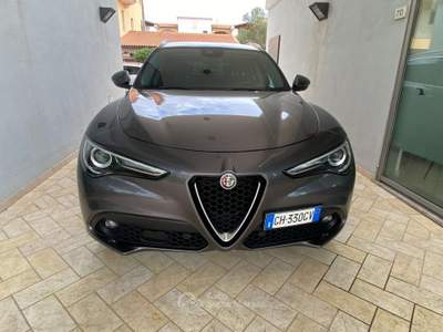 Alfa Romeo Stelvio 2.2 Turbodiesel 190 CV AT8 Q4 Business Grigio usata Olbia