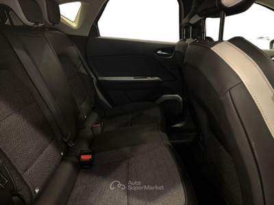 Renault Captur  - captur 1.0 tce techno 90cv Grigio usata Salerno