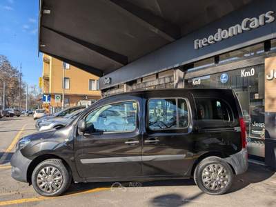 Mercedes-Benz Citan 1.5 109 CDI S&S Tourer Base (N1) Nero usata Parma