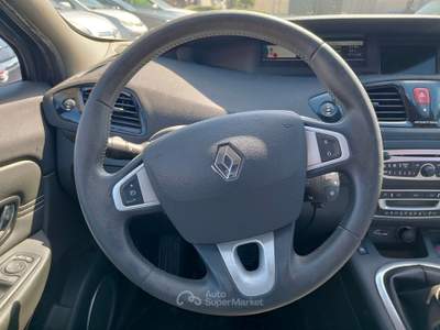 Renault Scénic nessun finanziamento obbligatorio - anche in contanti Grigio usata Roma