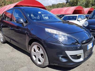 Renault Scénic nessun finanziamento obbligatorio - anche in contanti Grigio usata Roma