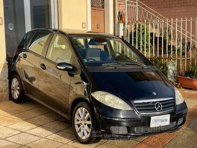 Mercedes-Benz Classe A A 180 CDI ELEGANCE (VETTURA IN CONTO VENDITA) Nero usata COSOLETO