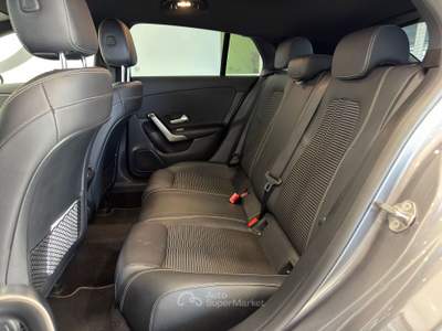 Mercedes-Benz CLA Automatic Shooting Brake Premium Argento usata Caresanablot