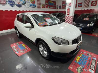 Nissan Qashqai 131cv Acenta - 2013 Bianco usata Giugliano in Campania