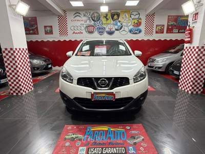 Nissan Qashqai 131cv Acenta - 2013 Bianco usata Giugliano in Campania