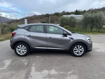 Renault Captur Blue dCi 95 CV Intens Grigio usata San Gregorio Magno