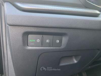 Skoda Octavia 2.0 TDI EVO SCR DSG Wagon Sportline Nero usata Oderzo