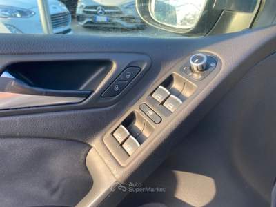 Volkswagen Golf 2.0 TDI 140CV DPF 5p. Highline Grigio usata Oderzo