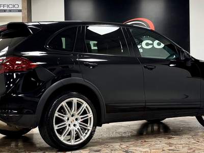 Porsche Cayenne 3.0 Diesel Nero usata Rimini