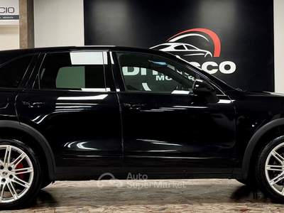 Porsche Cayenne 3.0 Diesel Nero usata Rimini