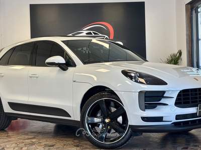 Porsche Macan 2.0 Bianco usata Rimini