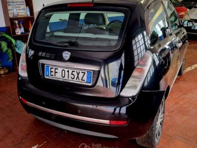 Lancia Ypsilon 1.2 Elle Grigio usata Genova