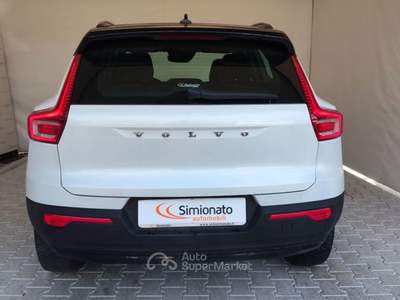 Volvo XC40 T5 Recharge Plug-in Hybrid R-design Bianco usata Resana