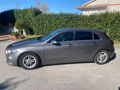 Mercedes-Benz Classe A d Automatic Business NAVIGATORE Nero usata Atripalda