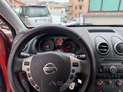 Nissan Qashqai Tetto panoramico usata FERMO