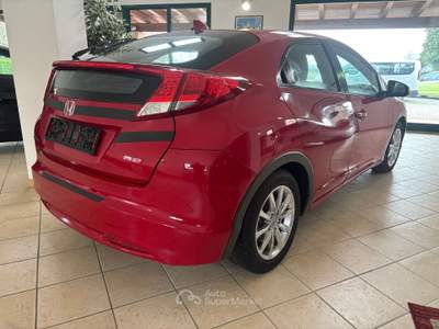 Honda Civic Unico proprietario, libero da incidenti  KM.  CERTIFICATI Rosso usata Cartura