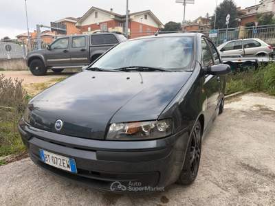 Fiat Punto Neopatentati usata FERMO