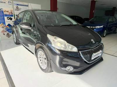 Peugeot 208 1.4 hdi 8v Active 5p Nero usata Ponte San Nicolò