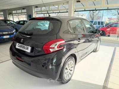Peugeot 208 1.4 hdi 8v Active 5p Nero usata Ponte San Nicolò