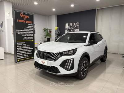Peugeot 2008 1.2 puretech Allure s&s 100cv Bianco usata Romano Canavese
