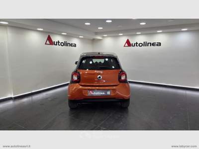 Smart ForFour forfour 70 1.0 Passion Arancione usata Lusciano