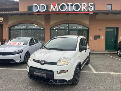 Fiat Panda Panda 1.0 FireFly S&S Hybrid City Life *NEOPATENTATI* Bianco usata Villanova Canavese