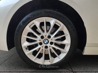 BMW Serie 1 116d 116d 5p. Luxury Bianco usata Pompei