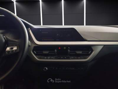 BMW Serie 1 116d 116d 5p. Luxury Bianco usata Pompei