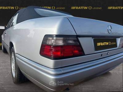 Mercedes-Benz Classe E E 200 Cat Cabriolet Argento usata Cassola